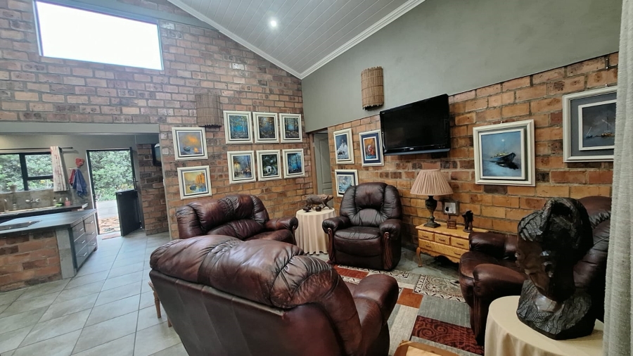 3 Bedroom Property for Sale in Stilbaai Wes Western Cape